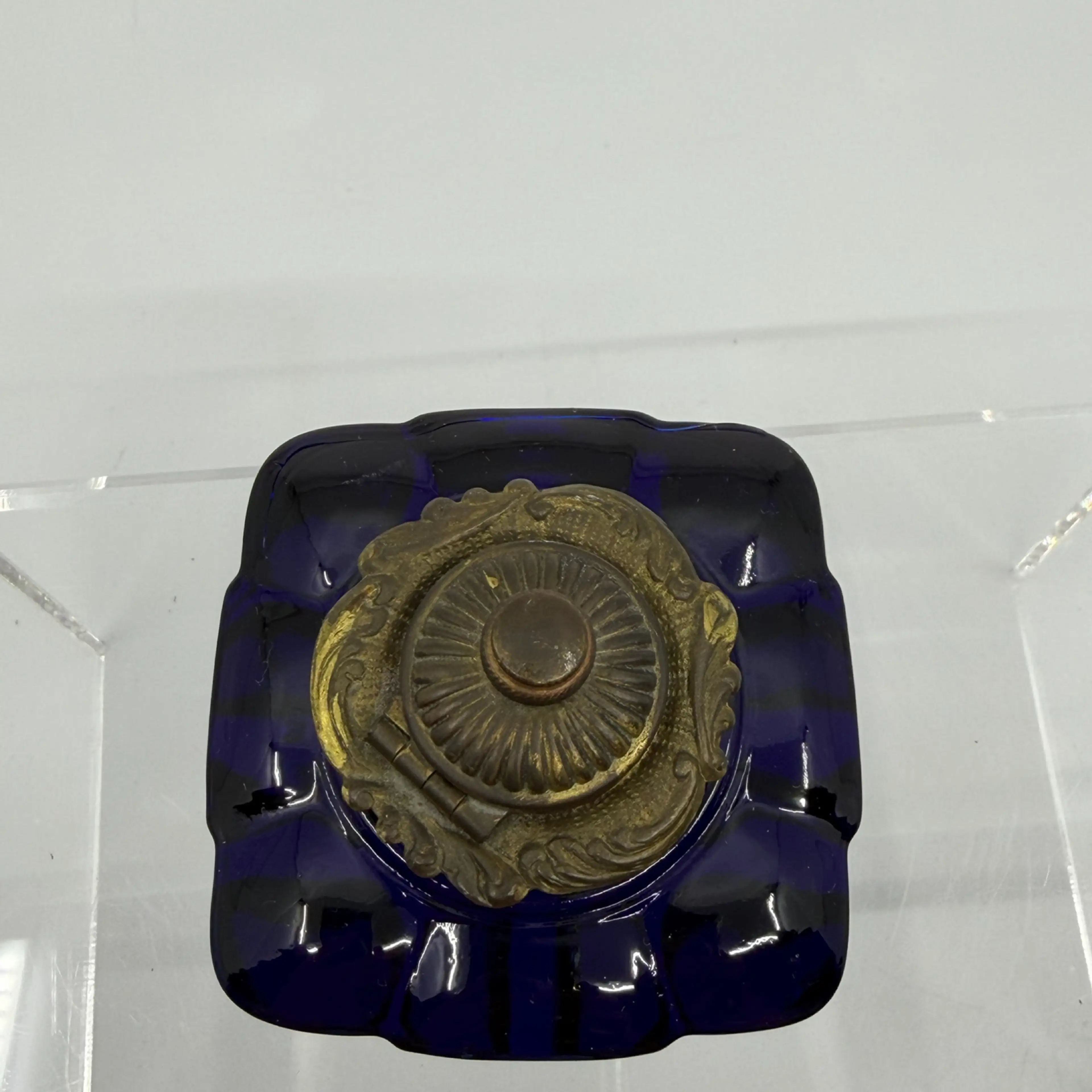 Image 3 of 5