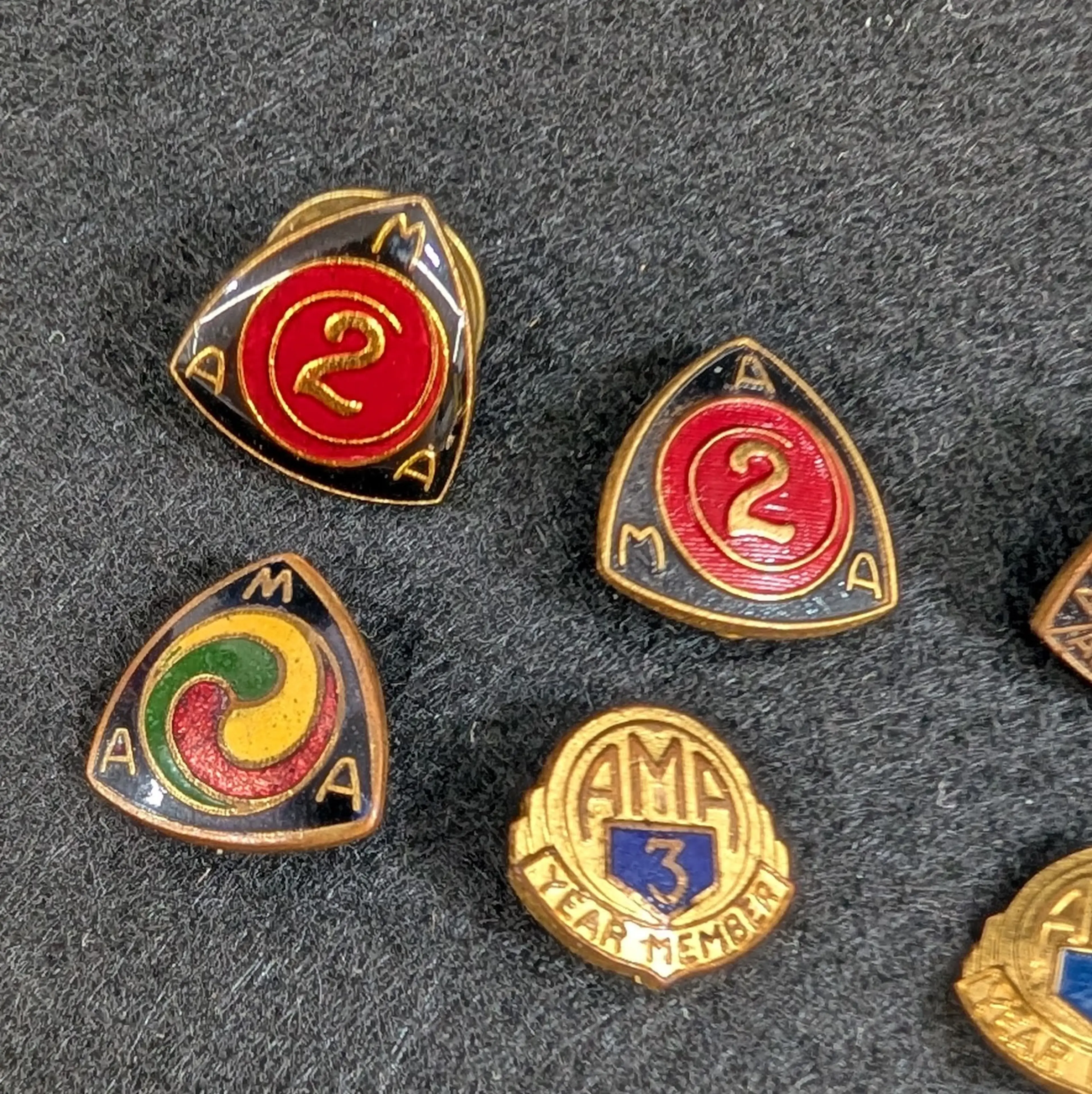 Image 2 of 6
