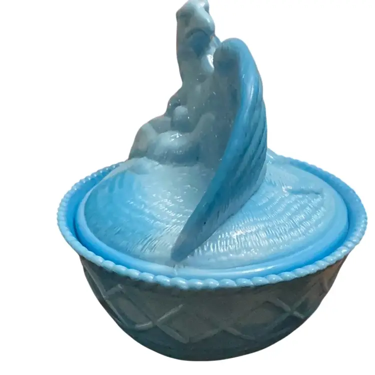 Large Westmoreland Blue Milk Glass Eagle On A Nest Approximately 6” X 7 1/4”-READ