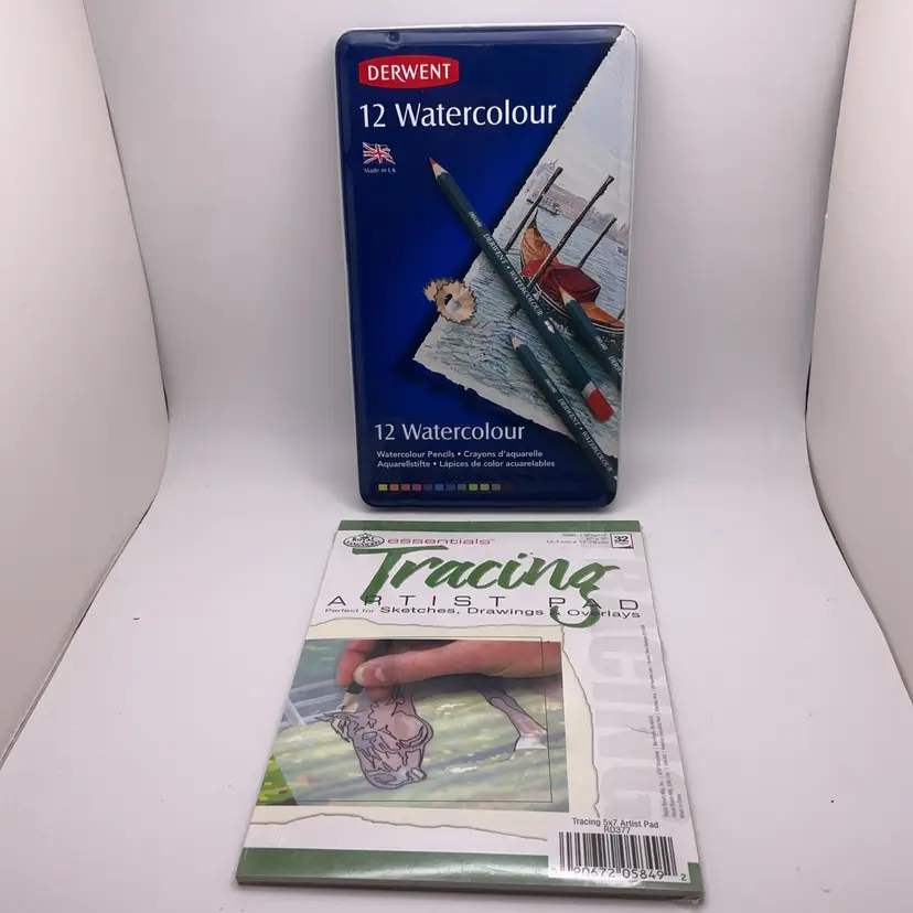 CFT Tracing Artist Pad and Derwent 12 Watercolour Pencils