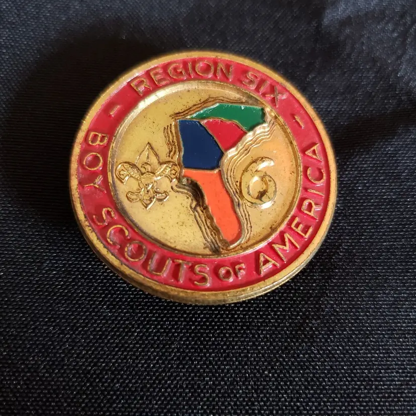 Boy Scouts of America Region Six 6 Neckerchief Clasp - pre 1972 - 1⅜" diameter Vintage