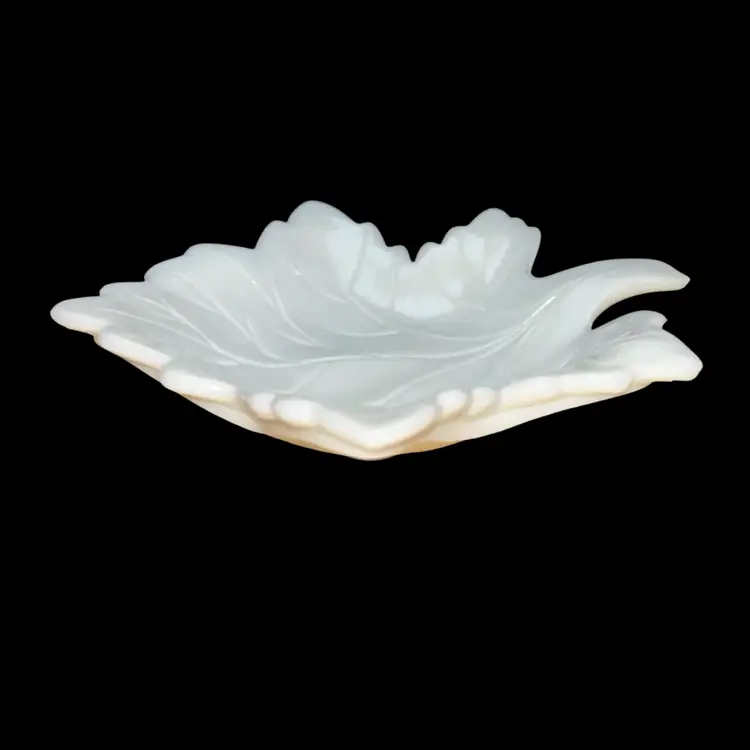 Vintage Westmoreland Milk Glass Maple Leaf Candy Dish, Trinket Dish, Or Ring Holder.