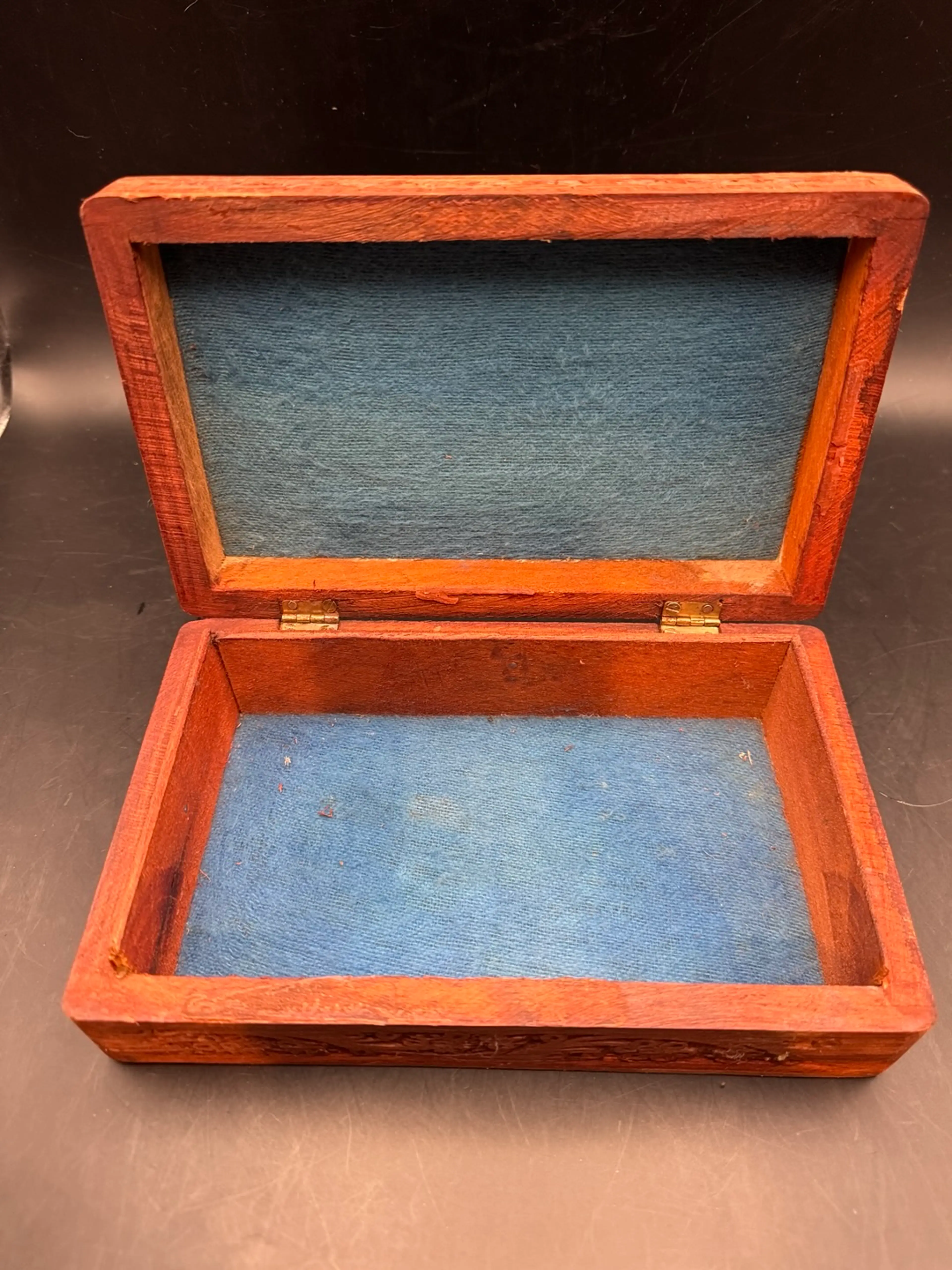 Image 3 of 7