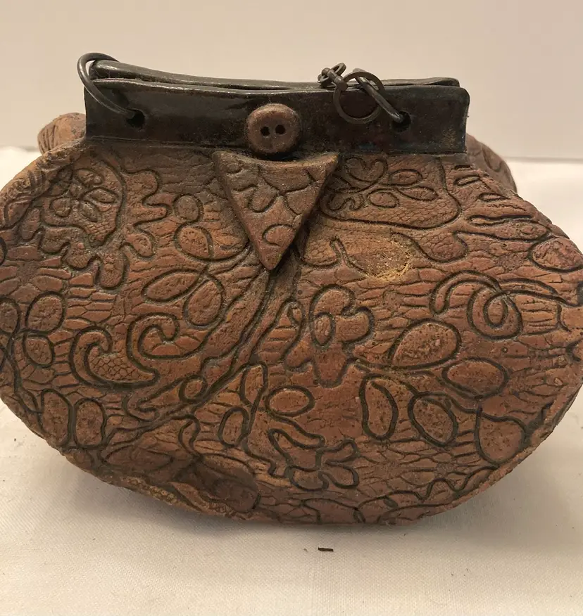 Pottery Purse Bank