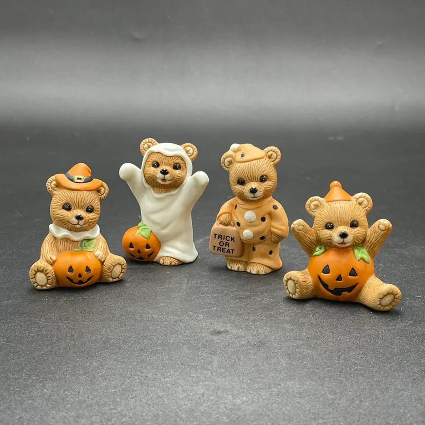 Homco #5311 Halloween Bears Miniature Figurines Ghost Jack O'Lanterns Set of 4