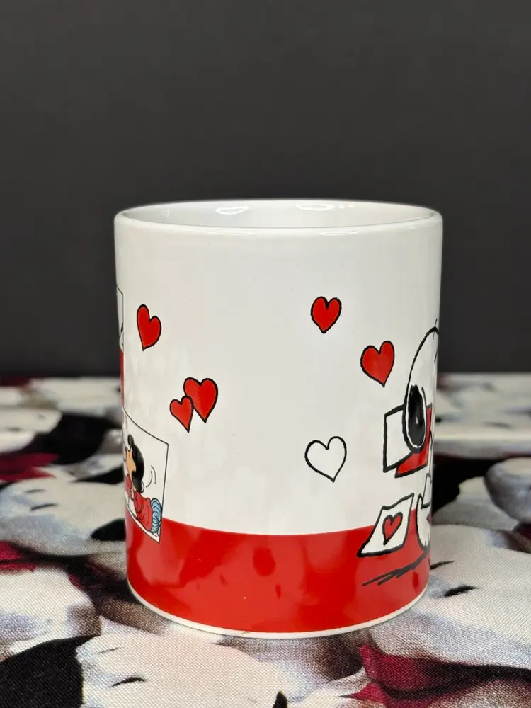 Snoopy/Lucy/Peppermint Patty Valentine Mug