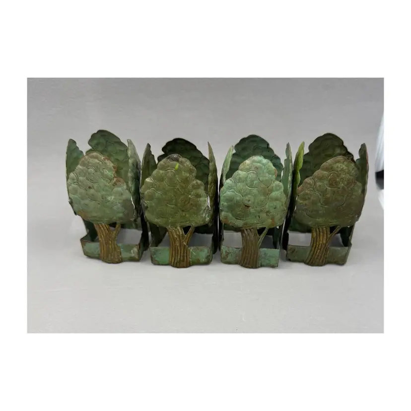Metal Tree Happiness Holders- Set Of 4