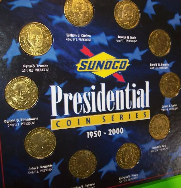 Sunoco Set Of 10 Different USA Presidents Coins On Display Holder Card 2000