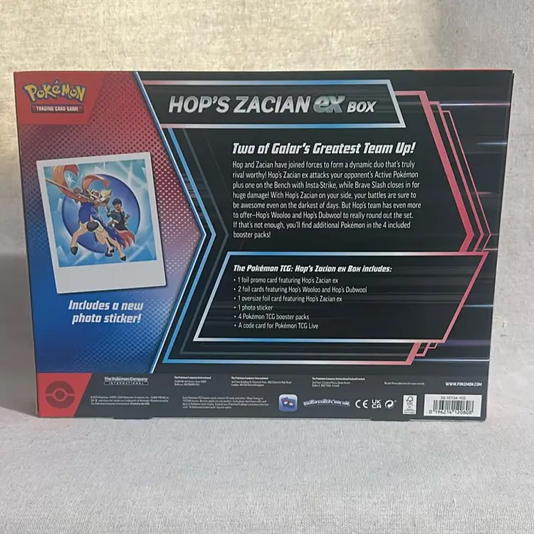 Hop’s Zacian Collection Box ( Ripped On Stream )