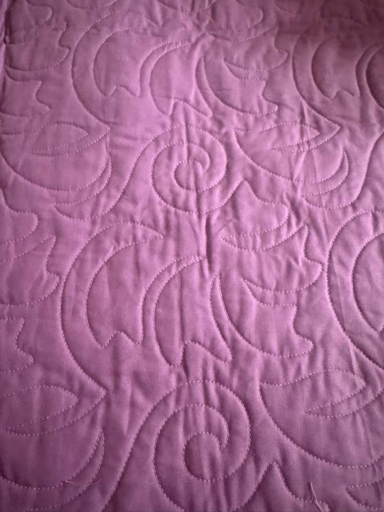 Handmade Machine Quilted Lap Quilt/Reading Mat W/Nook Pocket 40”x36” Red, Purple, Pink Colors