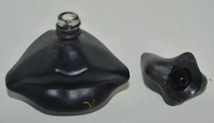 Miniature Salvador Dali Nose And Lips Glass Perfume Bottle