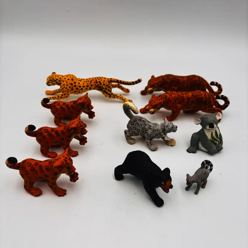 Lot Of  10 Vintage Animal Figures Safari Ltd Plastic Animal Safari Figurines