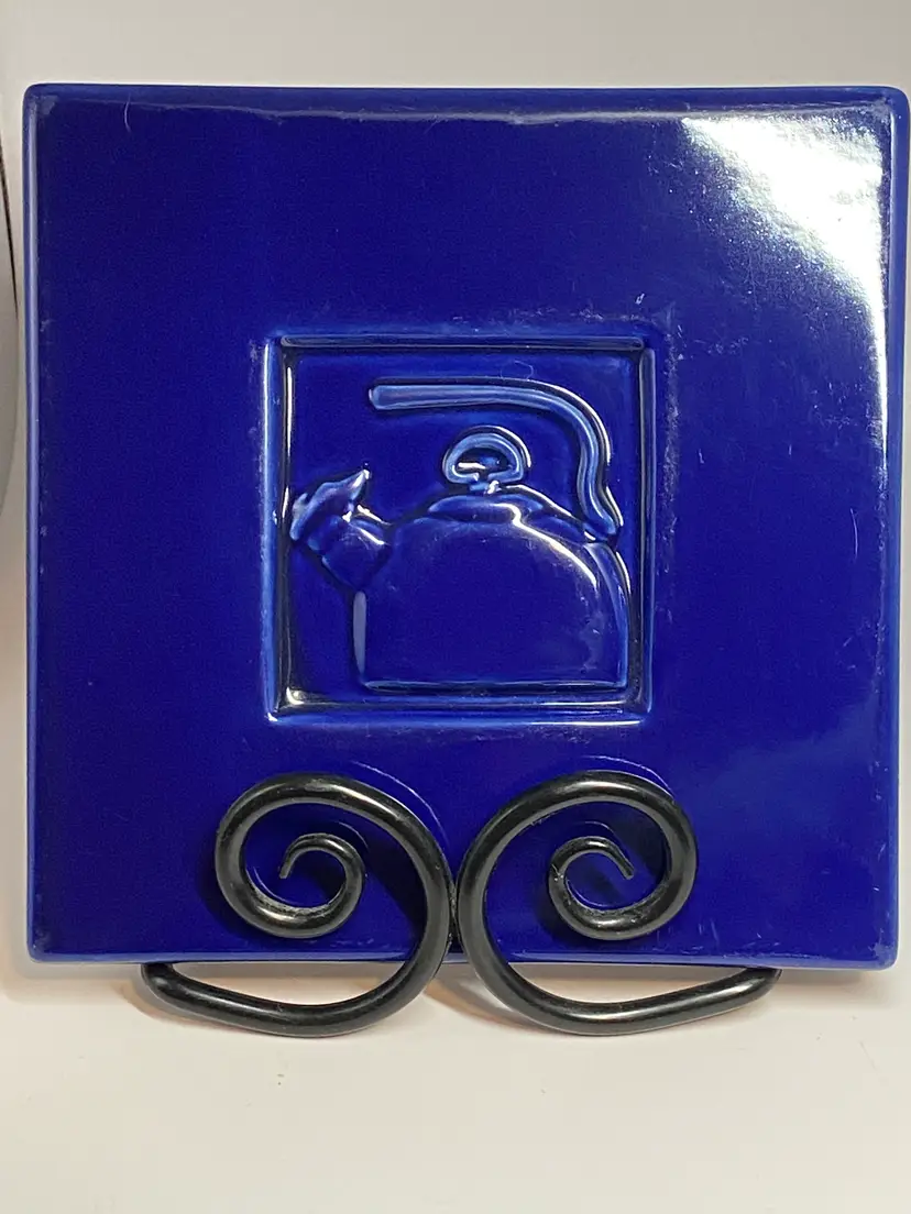 Ceramic Tile/Trivet featuring a Raised Design of a Teapot, 6.5" x 6.5"