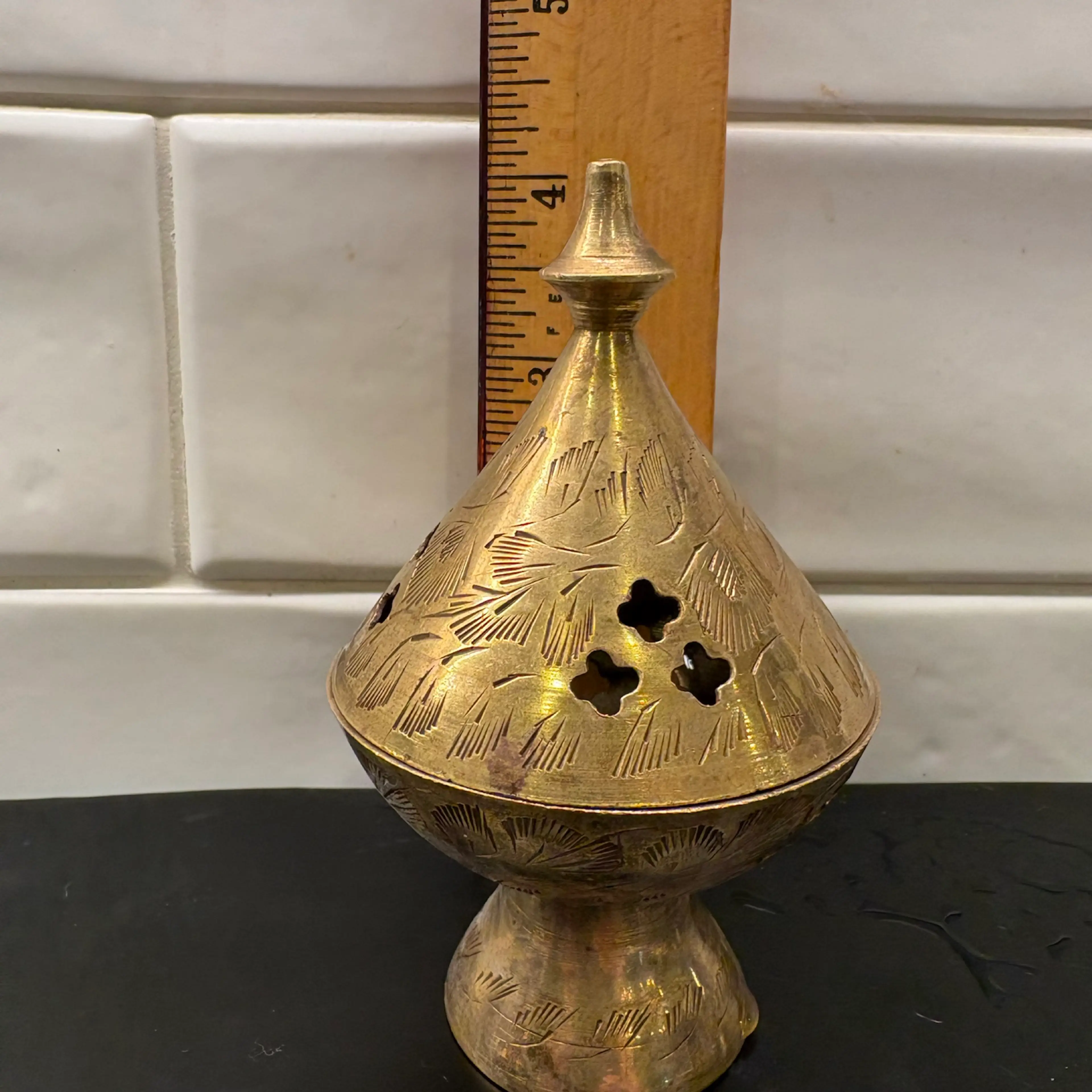 Image 4 of 4