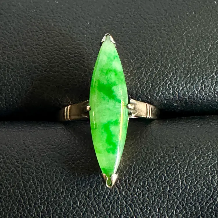 Amazing Vintage/Antique Art Deco Jadeite Ring 14K Gold, Tested, Size 4.5