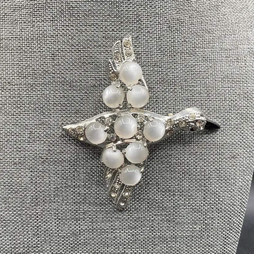 Vintage Metal/ Enamel Duck Brooch