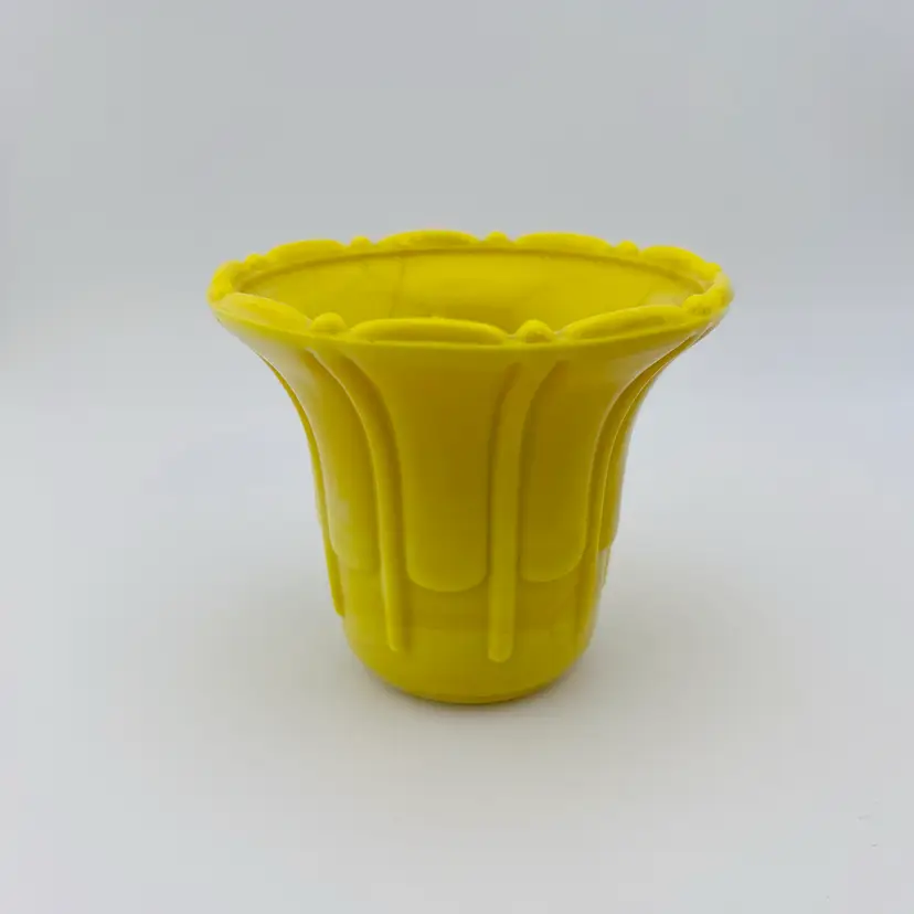 Akro Agate Yellow Mini Flowerpot 3” CRAZY GLOW