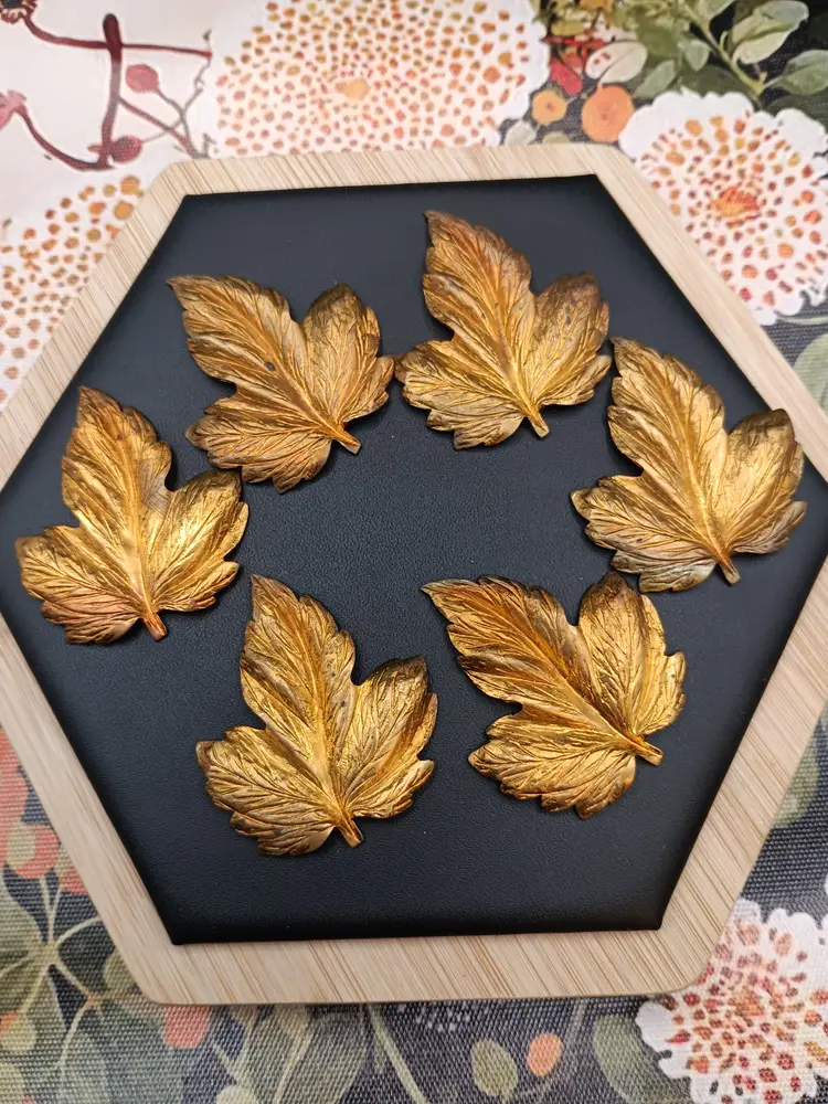 6 Count Rare Beautifuly Patinaed Vintage Brass Metal Leaf Stampings for Craft
