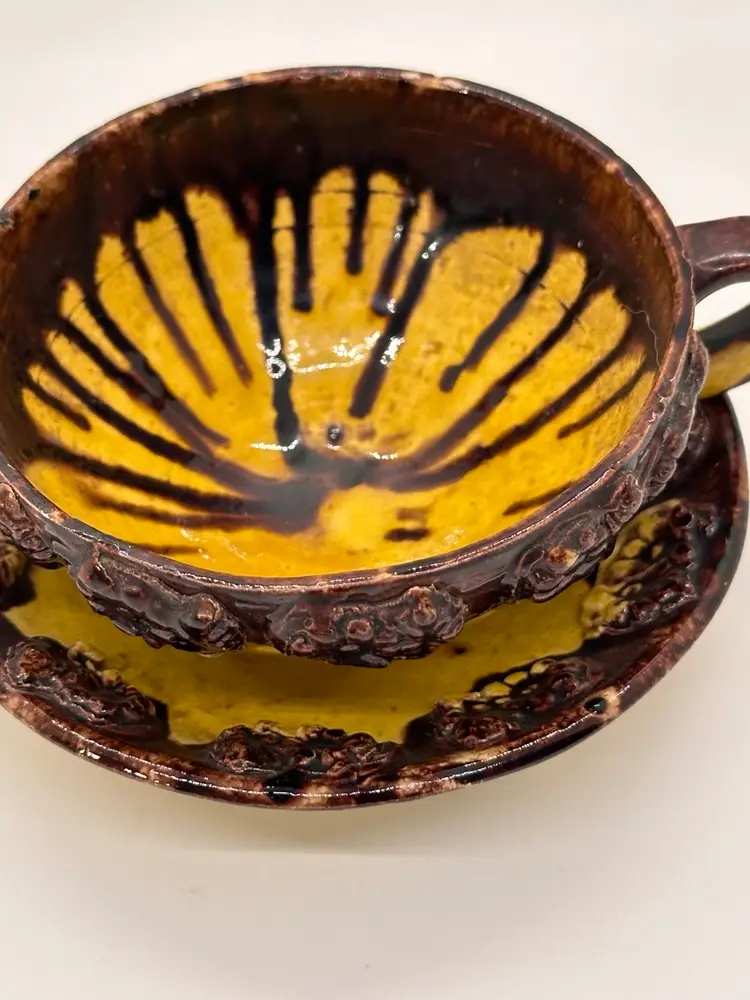 1930s FOLK ART MAJOLICA POTTERY MEXICAN DRIPWARE CUP SAUCER SET