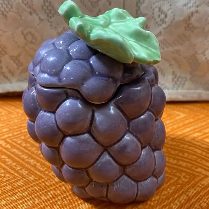 Grapes Sugar Dish - Ceramic