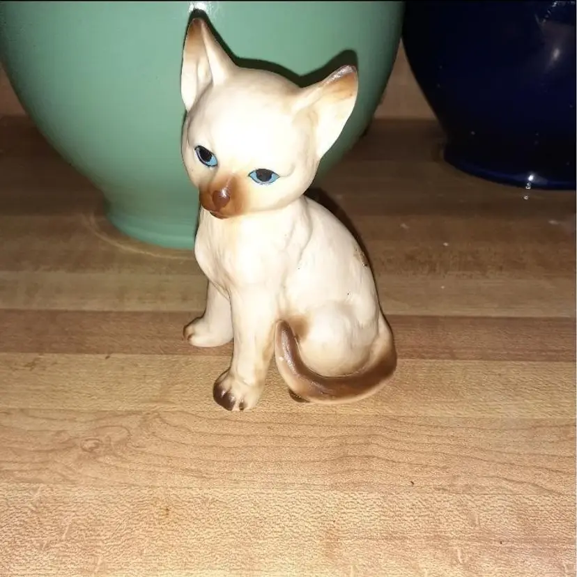 Vintage Lefton Cat Figurine Seal Point Siamese