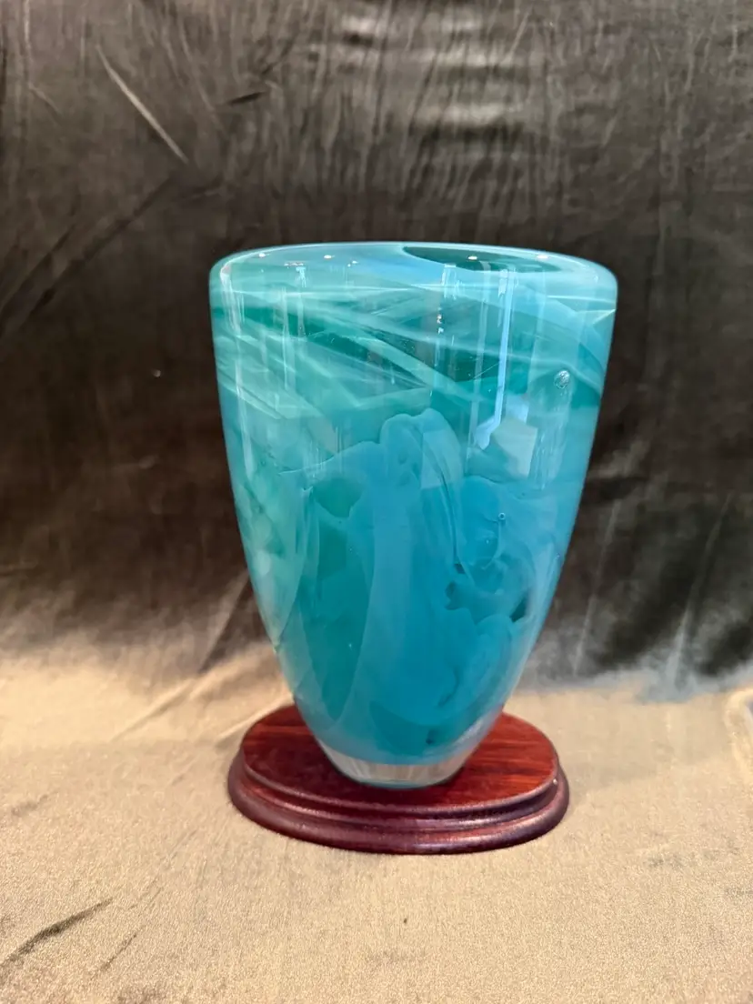 Gorgeous Kosta Boda art glass vase with a swirling Atoll pattern. Heavy vase.