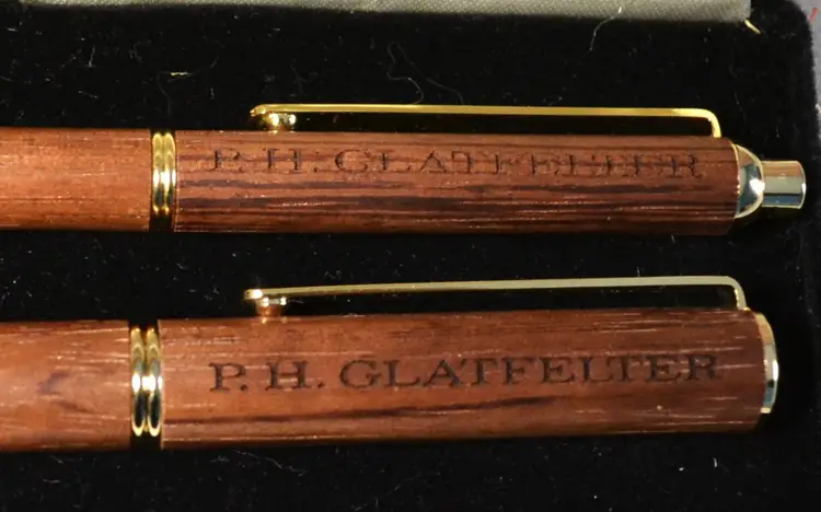 Vintage PH Glatefelter Wood Grain Pen Pencil Set With Case