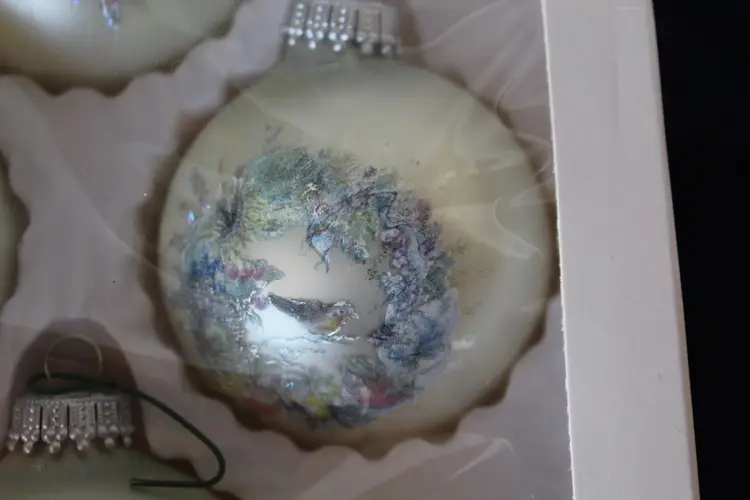 Vintage Set of 4 Christmas Glass Bird Ornaments Target Glass 2002