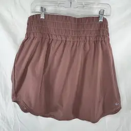 Nike Mauve Athletic Skirt Skort with Elastic Waistband Athleisure Workout Tennis