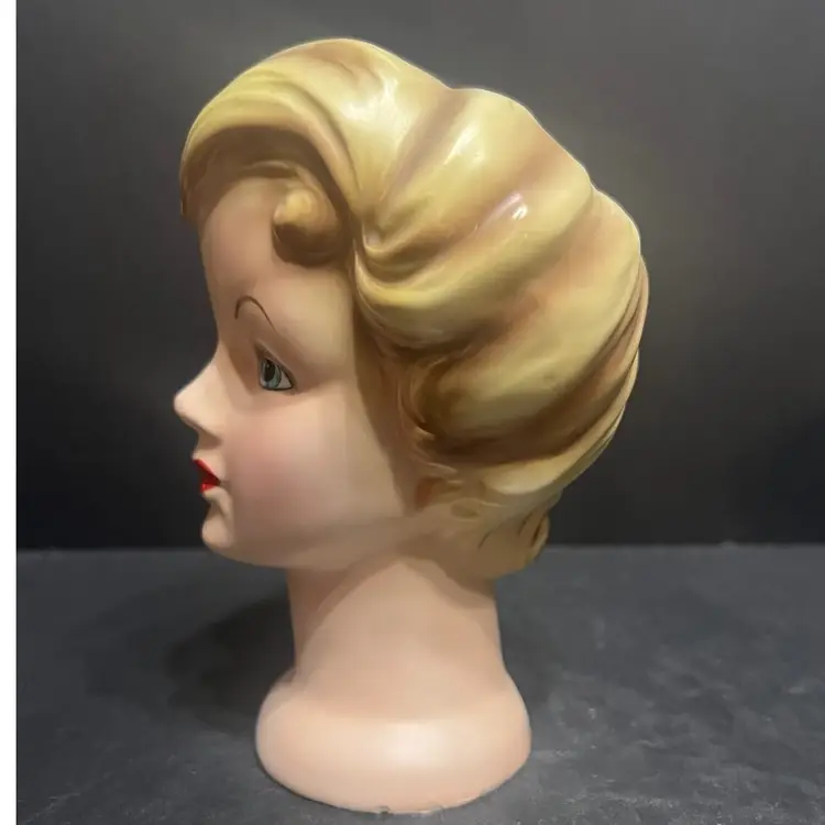 Enesco Ceramic Lady Head Vase, Blonde Hair Blue Eyes Red Lips, Japan, 6in x 4in x 4in
