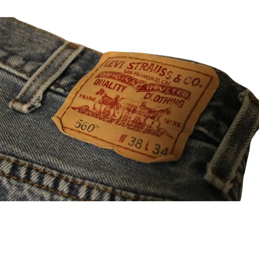 Vintage Men's Levi Strauss 560 Blue Jeans Pants | Light Wash | Tapered Leg | Size 38 x 34