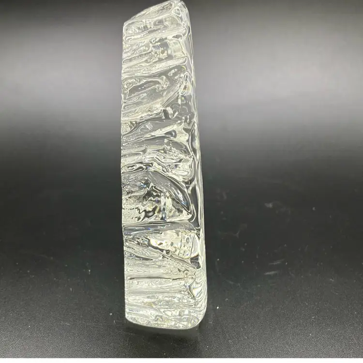 1976 Hallmark Little Gallery Crystal Paperweight - It’s Got Birds On It- Made In Austria