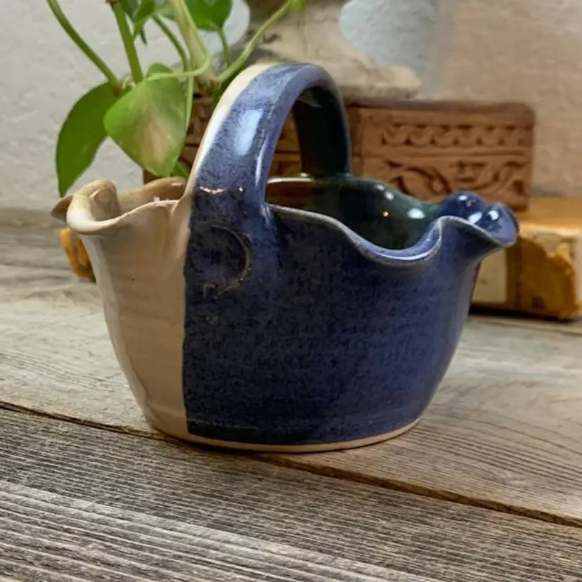 Vintage Art Pottery Hand Thrown Basket signed: Teague's Frogtown Pottery 1997 Multicolored of blues & browns Home Décor Art / Collectibles
