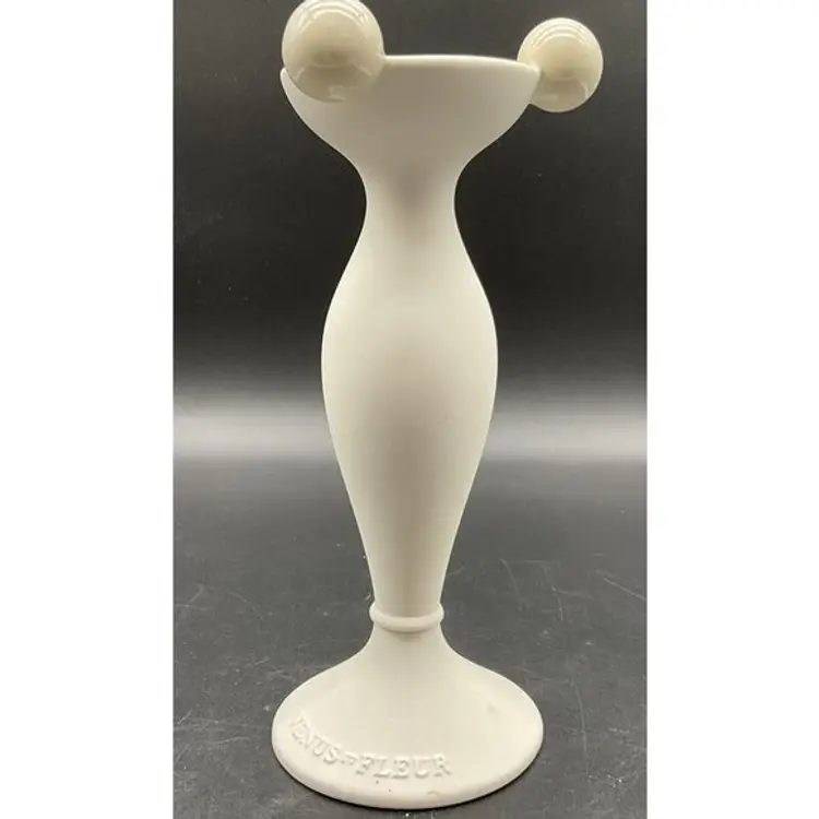 Venus et Fleur Babiole Vase 8"H x 3.25"W Off White Cream Hard to Find Vase Only