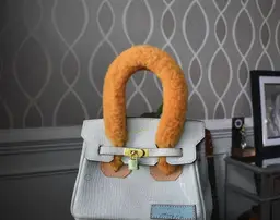 THE CONCEPT STORE BY JULIAN DEWEY