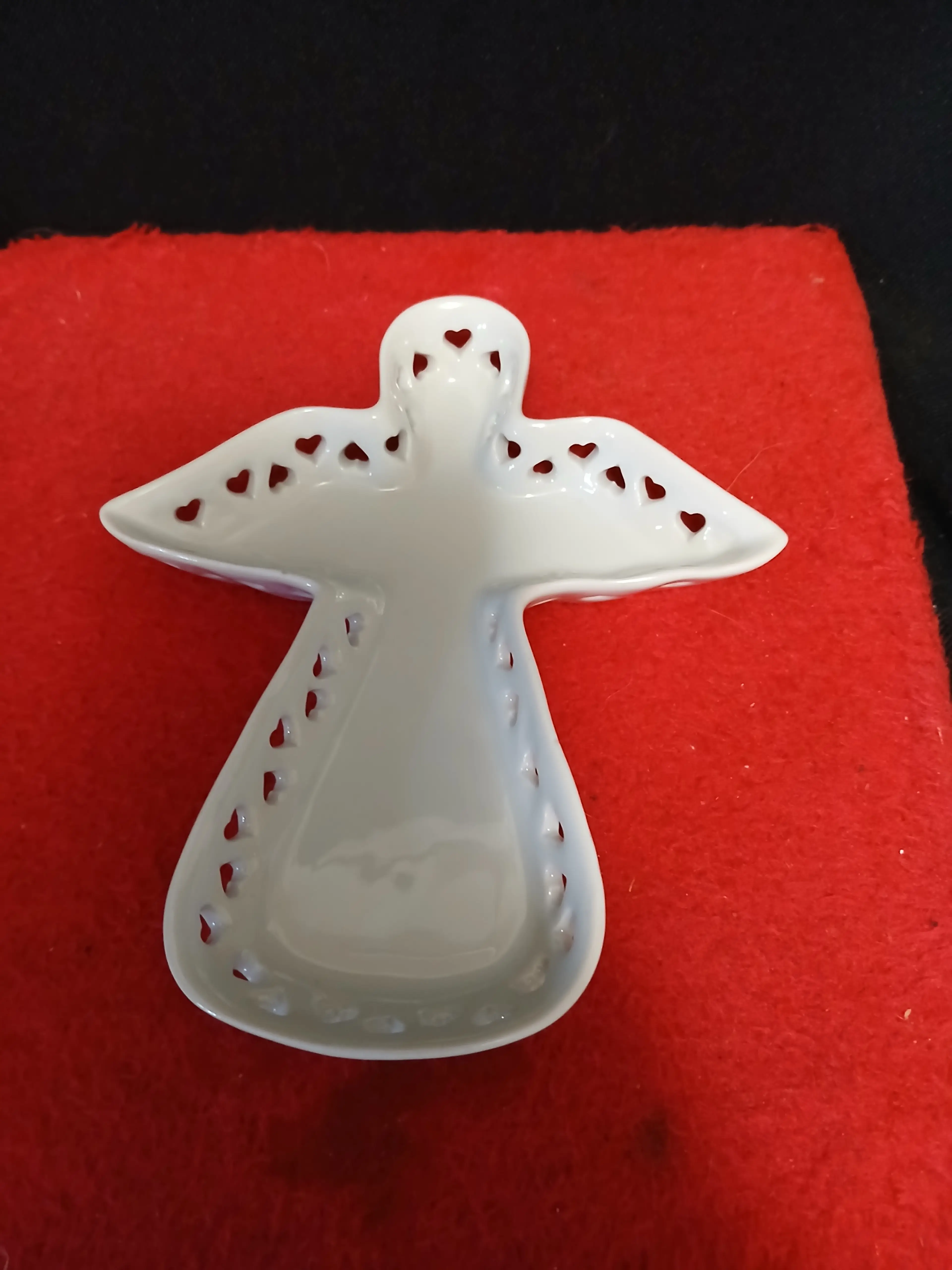 Image 3 of 4