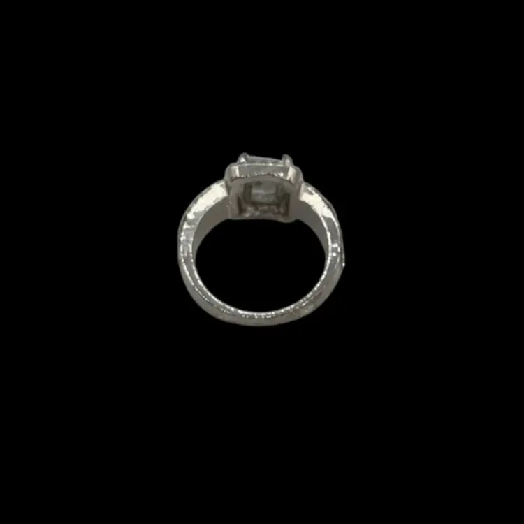 Silver Tone Fashion Ring Sz6 See Pics For Wear