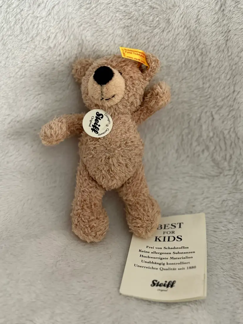 Steiff Flynn 12 Bear 111600