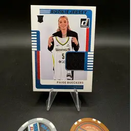 Paige Bueckers RC Relic Patch 2025 Donruss WNBA Dallas Wings
