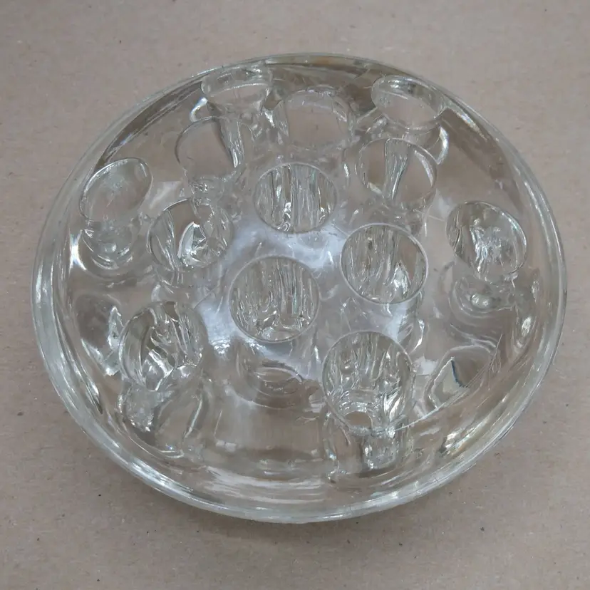 POW4 VTG Clear Glass Flower Frog 4.5"D Glows Yellow Footed