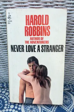 Vintage ‘Never Love A Stranger' by Harold Robbins Vintage Pocket Book 1968