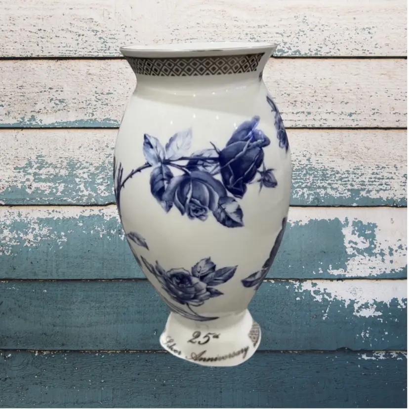 Vintage 25th Silver Anniversary Ansley Ceramic Floral Elizabeth Rose Vase White & Blue