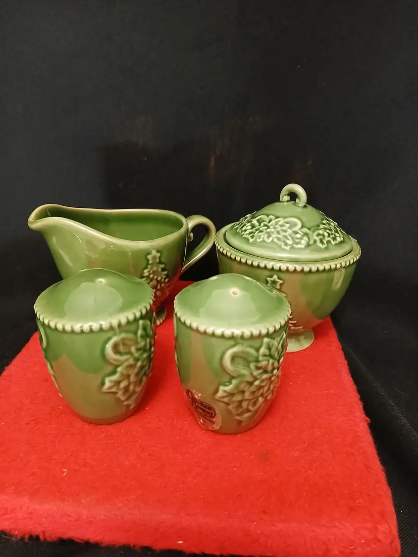 Crackle Barrel Green Ceramic Table Set