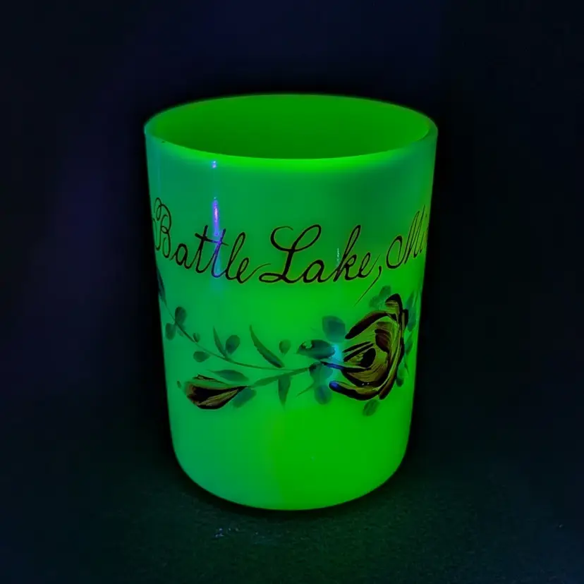 Vintage Custard Uranium Glass Cup Battle Lake Minnesota Souvenir Hand Painted
