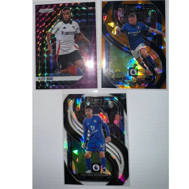 Soccer 3 Card Numbered Lot