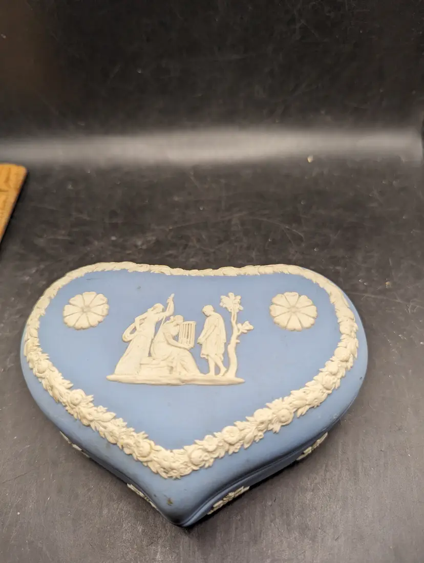 Vintage Wedgwood Blue Jasperware Neoclassical Heart Shaped Covered Trinket / Dresser Box.