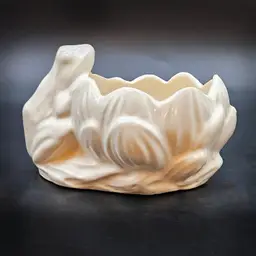 McCoy Pottery Planter Frog & Lily Pad Lotus Flower Ivory White Vintage
