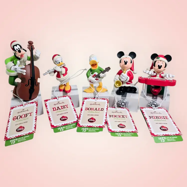 #01 NWT 2013 Hallmark Disney Wireless 5 piece Band Set WORKS TESTED