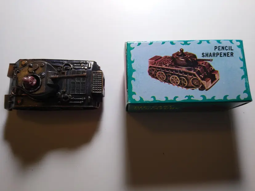 Die-Cast Military Tank Figural Pencil Sharpener In Original Box Hong Kong UNUSED