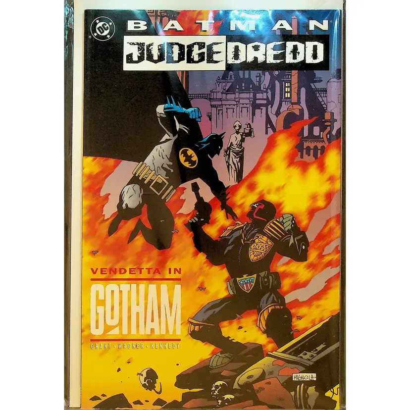 Batman Judge Dredd Vendetta in Gotham